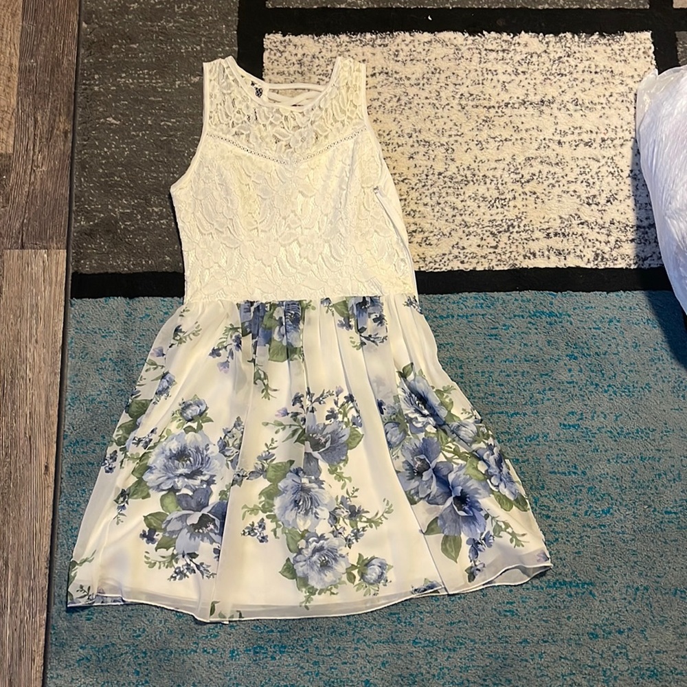 Speechless, size 5, flower dress